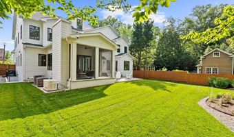 6213 DAHLONEGA Rd, Bethesda, MD 20816