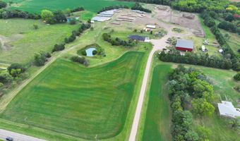 27450 SW 32nd Rd, Beatrice, NE 68319