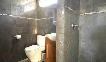 215 Aahi Pl, Kaunakakai, HI 96748