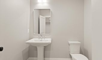 5804 RIDGEFIELD Rd, Bethesda, MD 20816