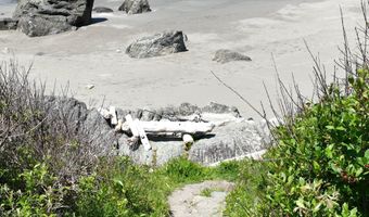 96503 RIDGEWAY St, Brookings, OR 97415