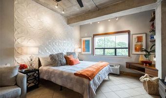 131 E BROAD St #503, Athens, GA 30601