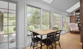 5804 ABERDEEN Rd, Bethesda, MD 20817