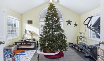 237 Broadmore Cir, Angola, IN 46703