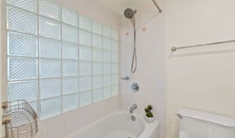 801 S King St 1903, Honolulu, HI 96813