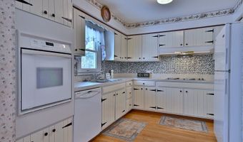 231 N Flora Pkwy, Addison, IL 60101