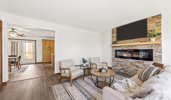 13294 212th Ave, Anamosa, IA 52205