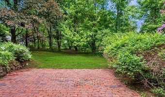 1 Bridle Path Rd, Andover, MA 01810