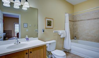 220 Cow Hill Rd, Bartlett, NH 03812