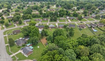 144 Olympia Dr, Bardstown, KY 40004