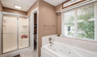 801 Whetstone Ct, Bellefontaine, OH 43311