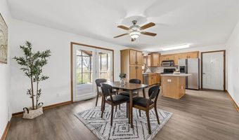 13294 212th Ave, Anamosa, IA 52205