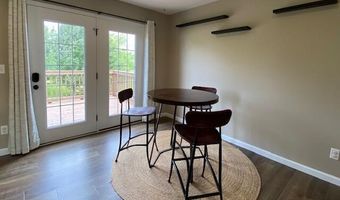 121 Redwood Dr, Bardstown, KY 40004