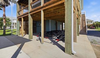 4062 Devon St, Bay St. Louis, MS 39520
