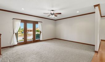 1403 Maple Dr, Adel, IA 50003