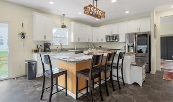 20 Thoreau Dr, Ashville, OH 43103