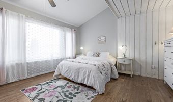 393 Mohegan Cir 393, Andover, NJ 07848