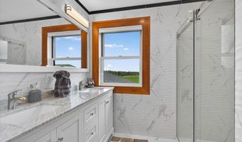 4362 Lake St, Bridport, VT 05734