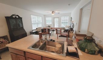 15 W Bolton Ave, Absecon, NJ 08201