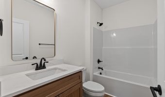 9041 Stonewall Rd, Appomattox, VA 24522