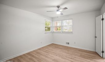 1711 Narcissus Ln, Beaufort, SC 29902