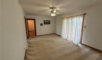 404 N 14th St, Atchison, KS 66002