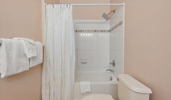 8705 HABITAT Ct, Berlin, MD 21811