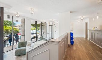 118 MONROE St #211, Rockville, MD 20850