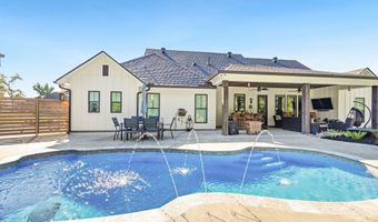 1090 Sandy Ln, Arnaudville, LA 70512