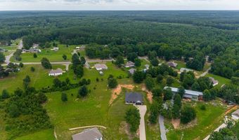 2040 Creekwood Cir, Bauxite, AR 72011