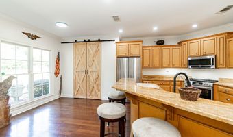 4541 La Costa Dr, Albany, GA 31721