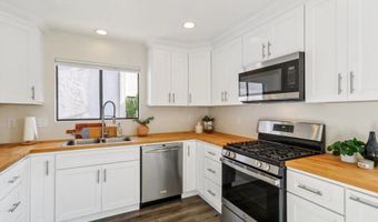 2829 Forest View Way, Carlsbad, CA 92008