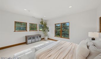 390 Hayrake Ln, Bozeman, MT 59715