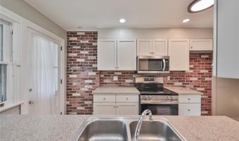30 S Muhlenberg St, Allentown, PA 18104