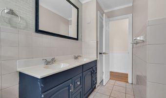 916 Beachwood Blvd, Beachwood, NJ 08722