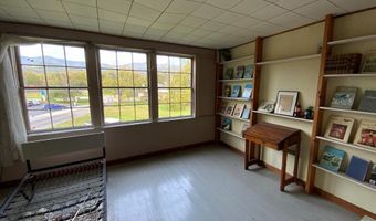 61 Fairview Rd, Andrews, NC 28901