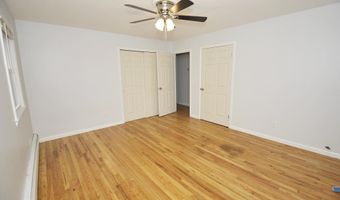 49 Delafield Dr, Albany, NY 12205