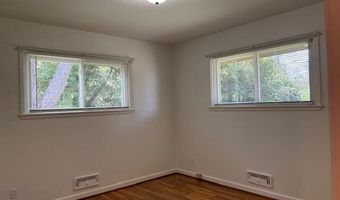 580 Riverview Dr, Ann Arbor, MI 48104