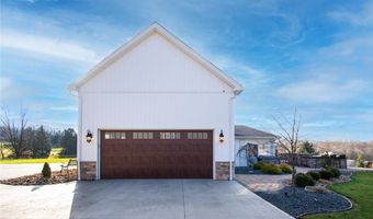 9452 Knauf Rd, Canfield, OH 44406