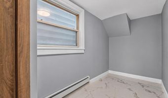 255 KENNEDY Blvd, Bayonne, NJ 07002