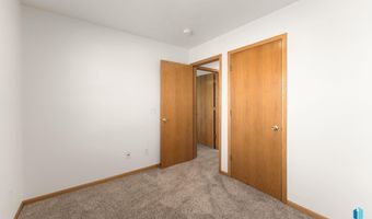 1812 S Mulberry Ave C, Brandon, SD 57005