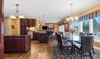 15586 Cedar Ln, Basehor, KS 66007