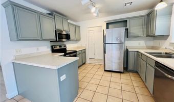 902 SW Navajo Dr, Bentonville, AR 72712