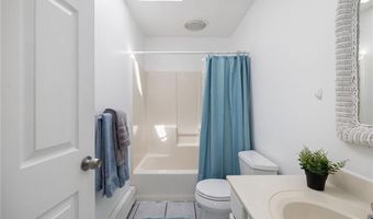 67 Meadowrue Trl, Narragansett, RI 02874