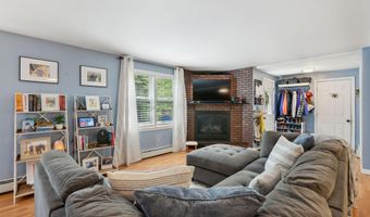 65 Lone Indian Trl, Augusta, ME 04330