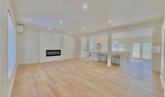 31 Carleton St, Attleboro, MA 02703