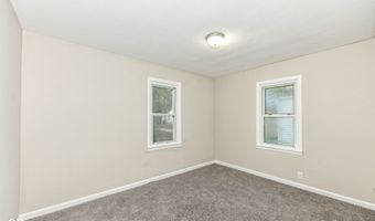 912 Crescent Dr, Anderson, IN 46013