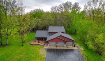 38177 Twin Oaks Dr, Avon, MN 56310