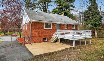 3601 CREST Dr, Annandale, VA 22003