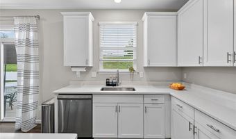 2049 Henley Woods Dr, Arnold, MO 63010